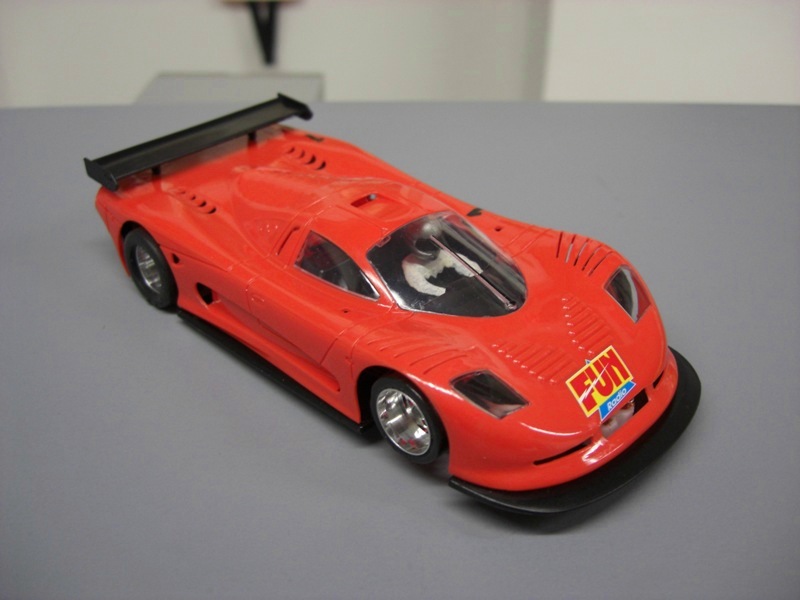 CIMG2788.JPG: Mosler in rot