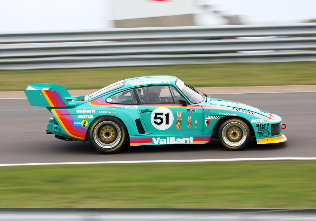 Porsche_935K2_Group_5.jpg: Porsche 935K2